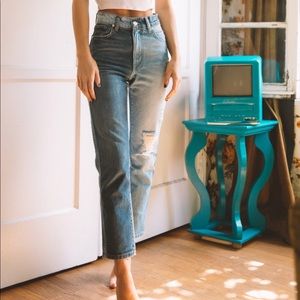 *NEW* REVICE Dream fit blue division jeans